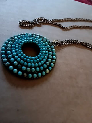 Circle Turqoise Neck 22' Chain22uoise Neck.