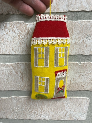 Xmas house orn