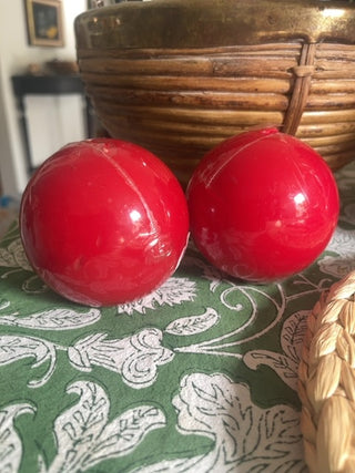 Red ball candle set of 2