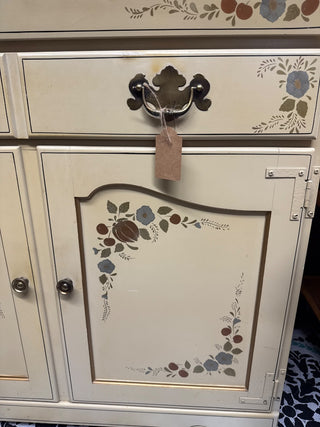 Vtg Ethan Allen Hitchcock Style Dry Sink/Buffet