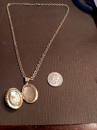 "Pearl" Locket