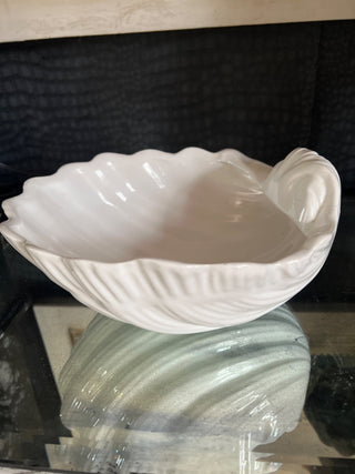 Vintage large Ceramic shell bowl Clam shell As-Is 9.5”w x 3.75”h x 7.75”w