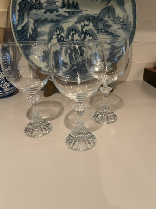 Vintage Mika’s crystal wine glass trio