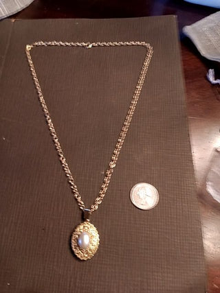"Pearl" Locket