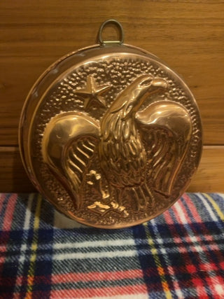 Eagle copper mold circle