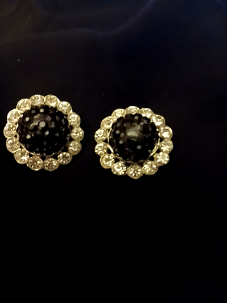 Blk/Rhine Clips
