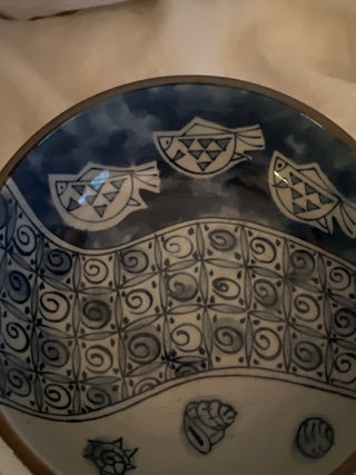 Mino Chiyama Kiln Japanese Ceramic Blue And White Bowl 7.75”w x 2.85”” h