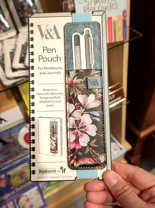 V&A Bookaroo Kilburn Collection: Pen Pouch