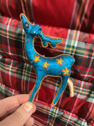 Satin deer