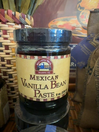 Mexican Vanilla Bean Paste by Blue Cattle Truck – rich flavor with real vanilla bean seeds, all-natural and gluten-free | JSQ Mercantile – Women’s Boutique & Gift Shop in Jackson Square Mall La Grange, IL
