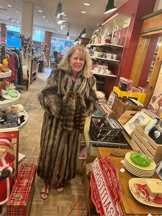 VTG FL Racoon + Mink Trim Coat