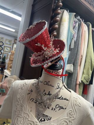 HM Artisan Red Fascinator-New