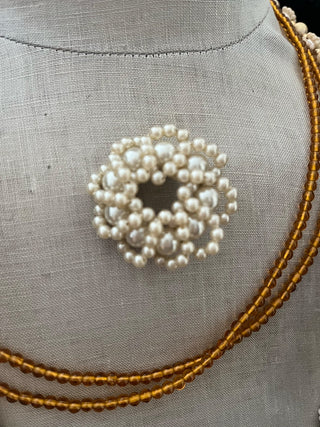 Faux Pearl Braided pin