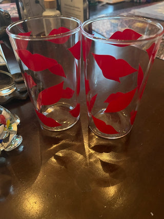 Vintage Magic Kiss Glasses