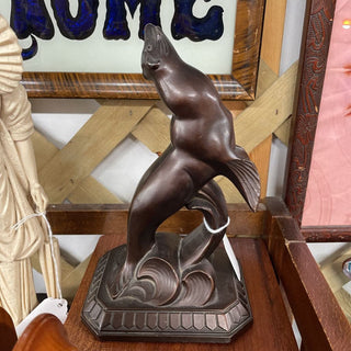 Seal statue