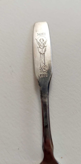 Noel 1971 Spoon, angel on top by oneida ltd silversmiths canada