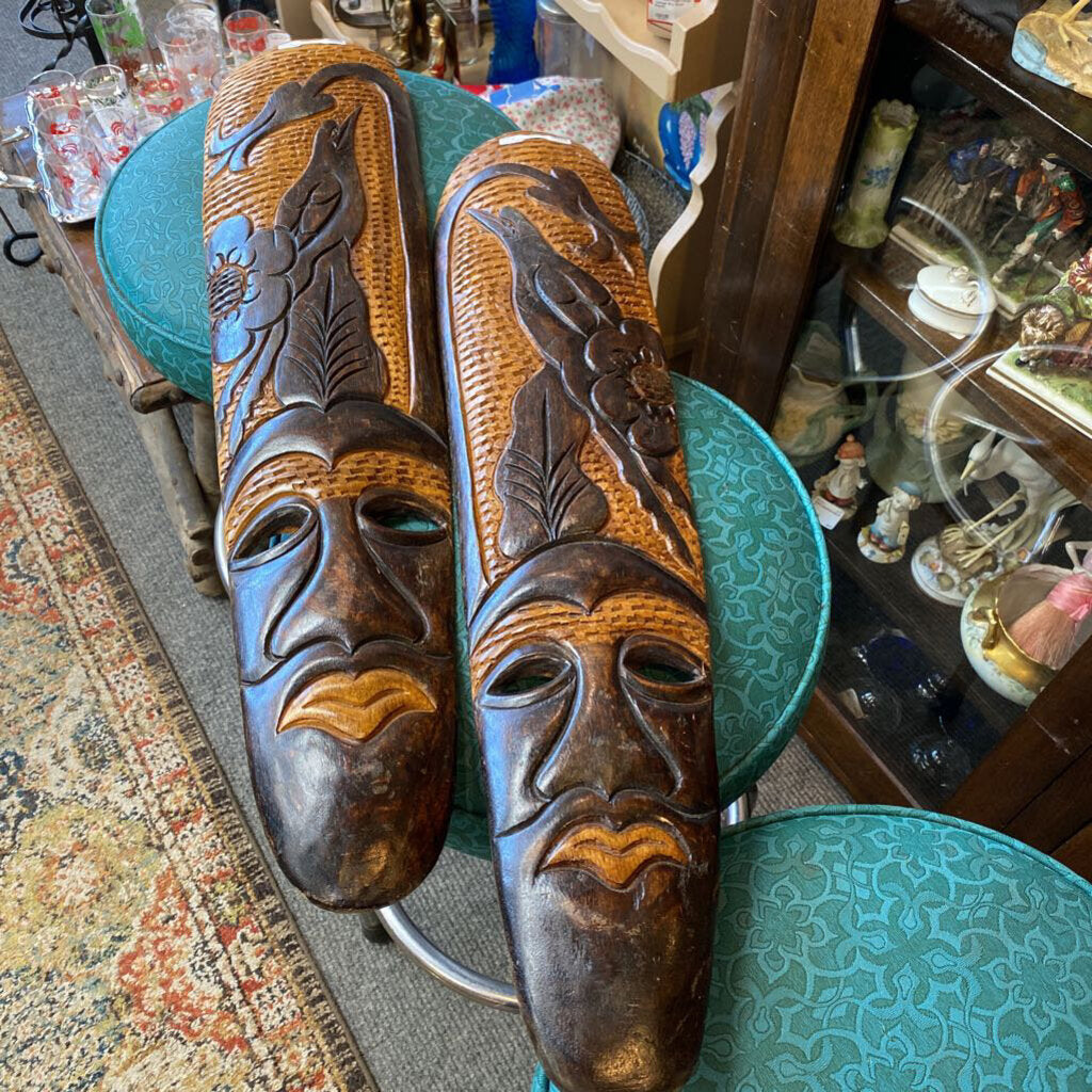 bPairVintage70'sCarvedJamaicanMasks