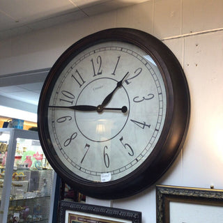 8 X LG Antique Look Clock works great!