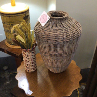 B-Handwoven fall vase (K556)