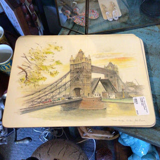 Vintage Cloverleaf London Mat