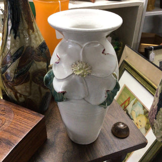 Kozon pottery vase