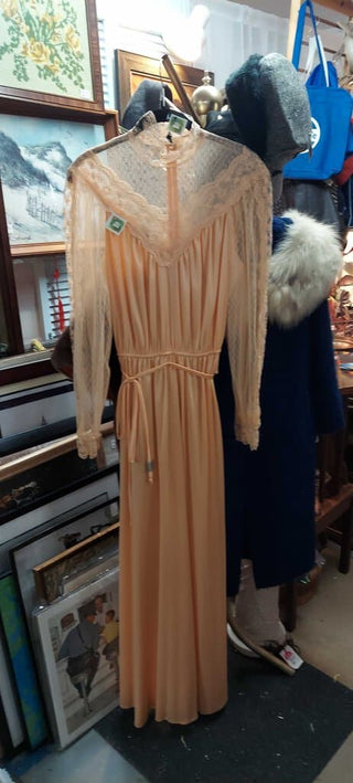 SALE - Montgomery ward 1970's Maxi, 22 Peach, Lace and ruffle Sleeve Dress