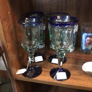 Set of 4 art glass wine goblets