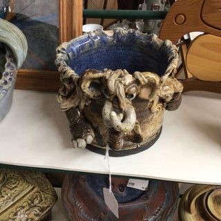 Dinoware pottery pot Tommy Clark