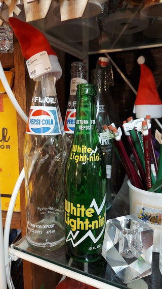 Vintage White Light-nin 10 OZ Soda Bottle