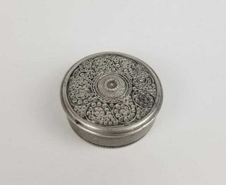 Etain Fin Round Pewter Box 2-7/8" Compact Powder Puff Holder French France Ornate Silver Tobacco Nug Jar Stash with Lid Apothecary Container