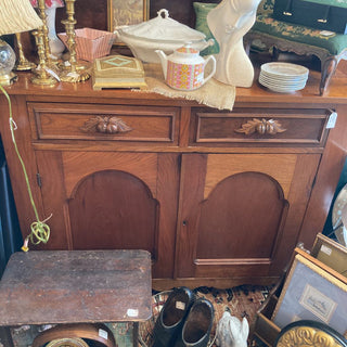19th Century Wooden Welsh China Dresser, Hutch, Sideboard with Beautiful Details