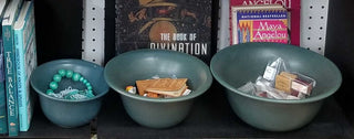 Set of Nesting Bowls Pottery 8, 10, 12 inch