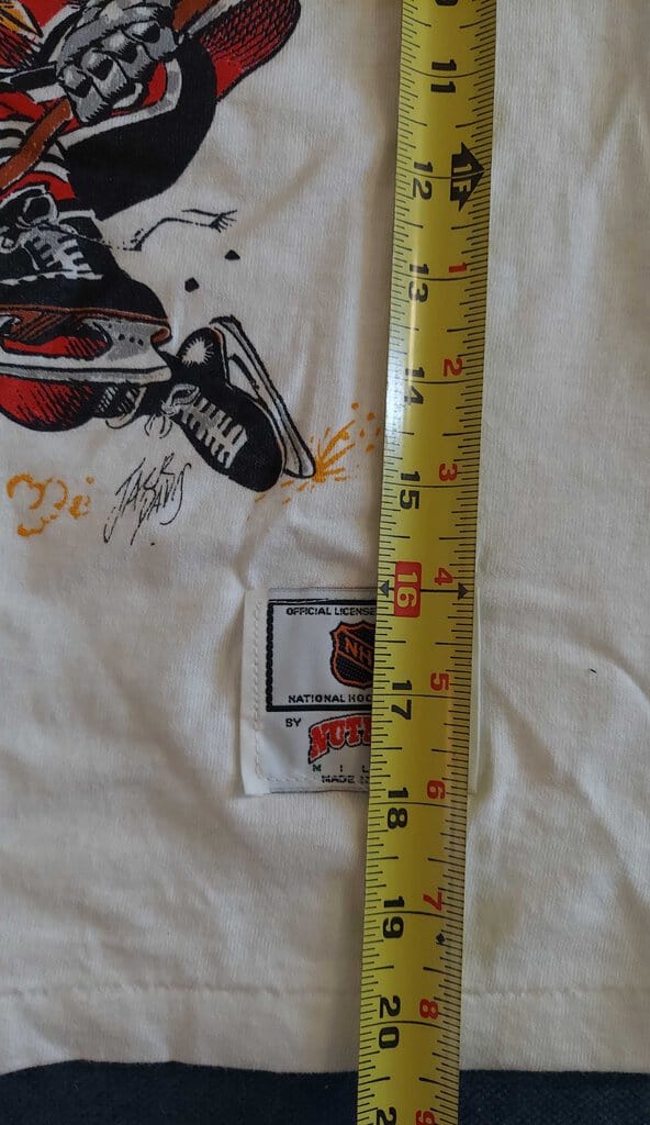 FIRM - 1990 CHICAGO BLACKHAWKS t-shirt small(S) NHL - NUTMEG MILLS - By Artist JACK DAVIS - NOS W/tag