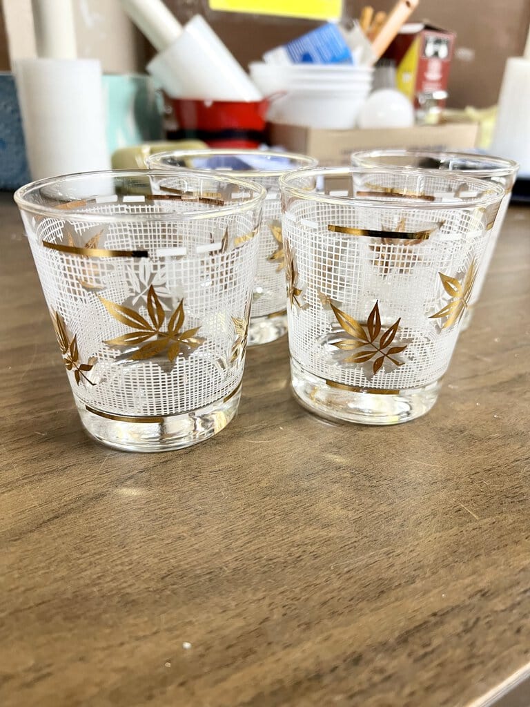 Mcm golden leaf whiskey glass