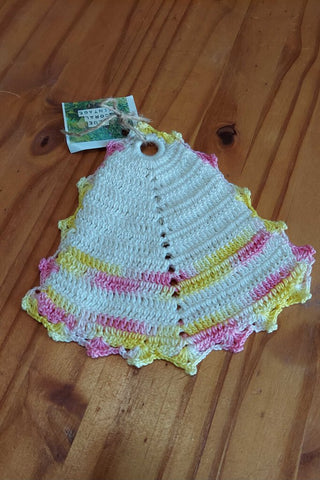 Crochet pot holder with hanger, pink, yellow, white