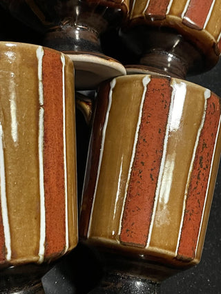 4 Earthenware Pedestal Mugs