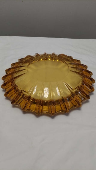 1970 - No. G933 Corona ashtray, Gold (amber) by Hazelware