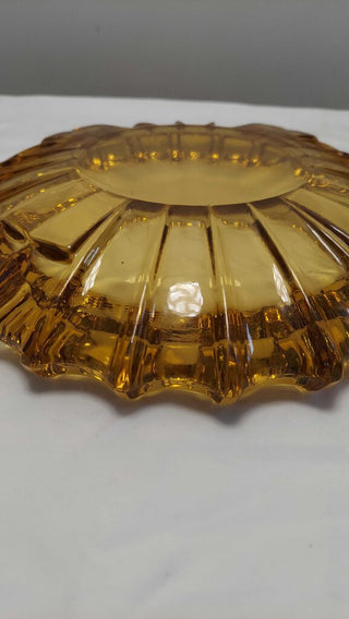 1970 - No. G933 Corona ashtray, Gold (amber) by Hazelware