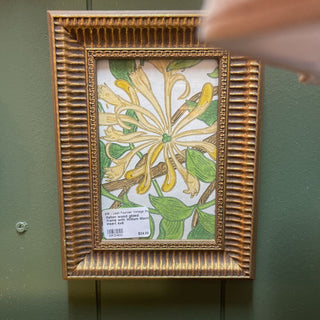 Italian wood picture frame with William Morris insert 4x6