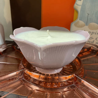 Japanese Lotus Bowl Candle (Eucalyptus scent)
